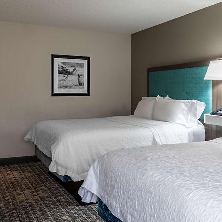 Hampton Inn Kansas City-Саммит Ли Экстерьер фото