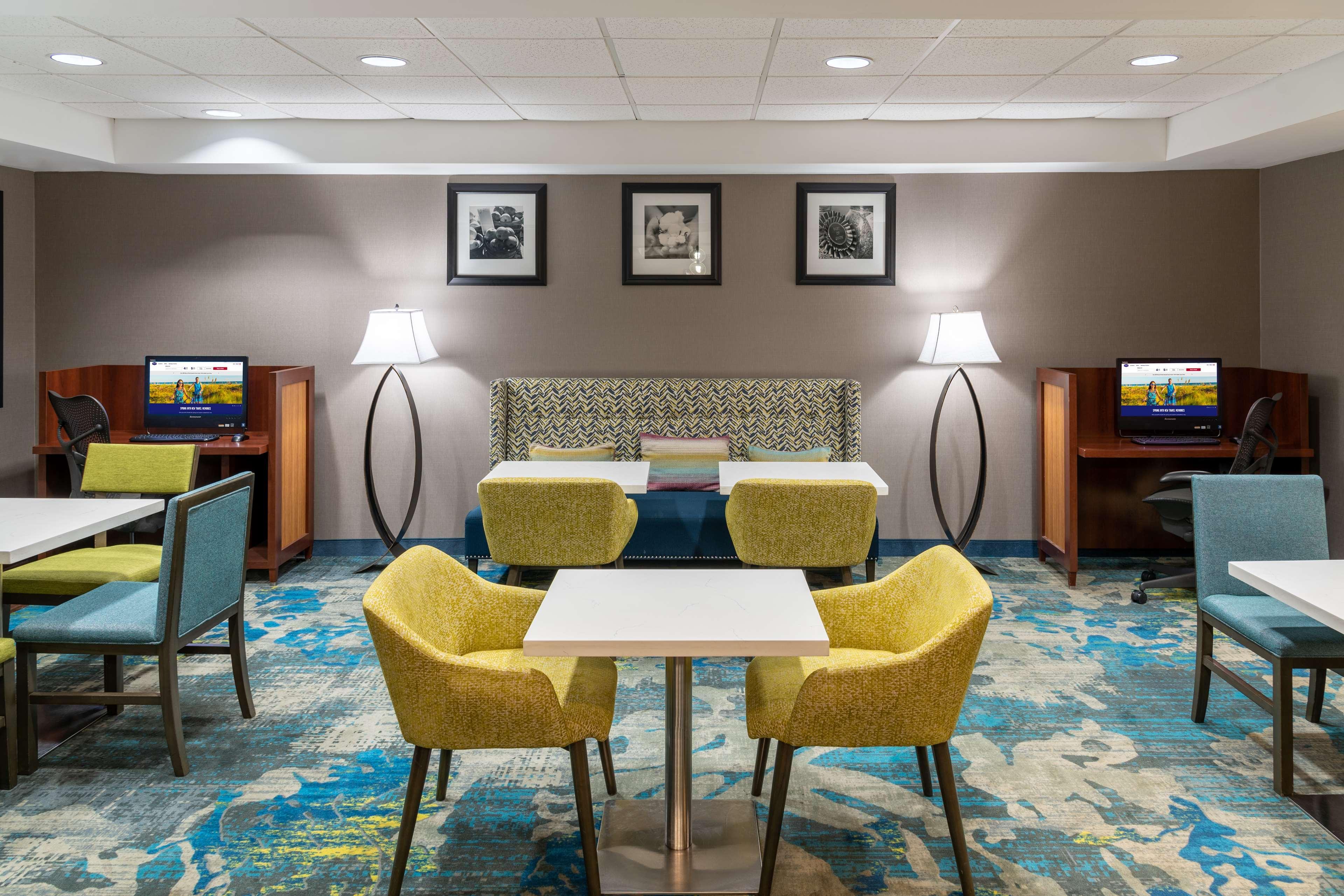 Hampton Inn Kansas City-Саммит Ли Экстерьер фото
