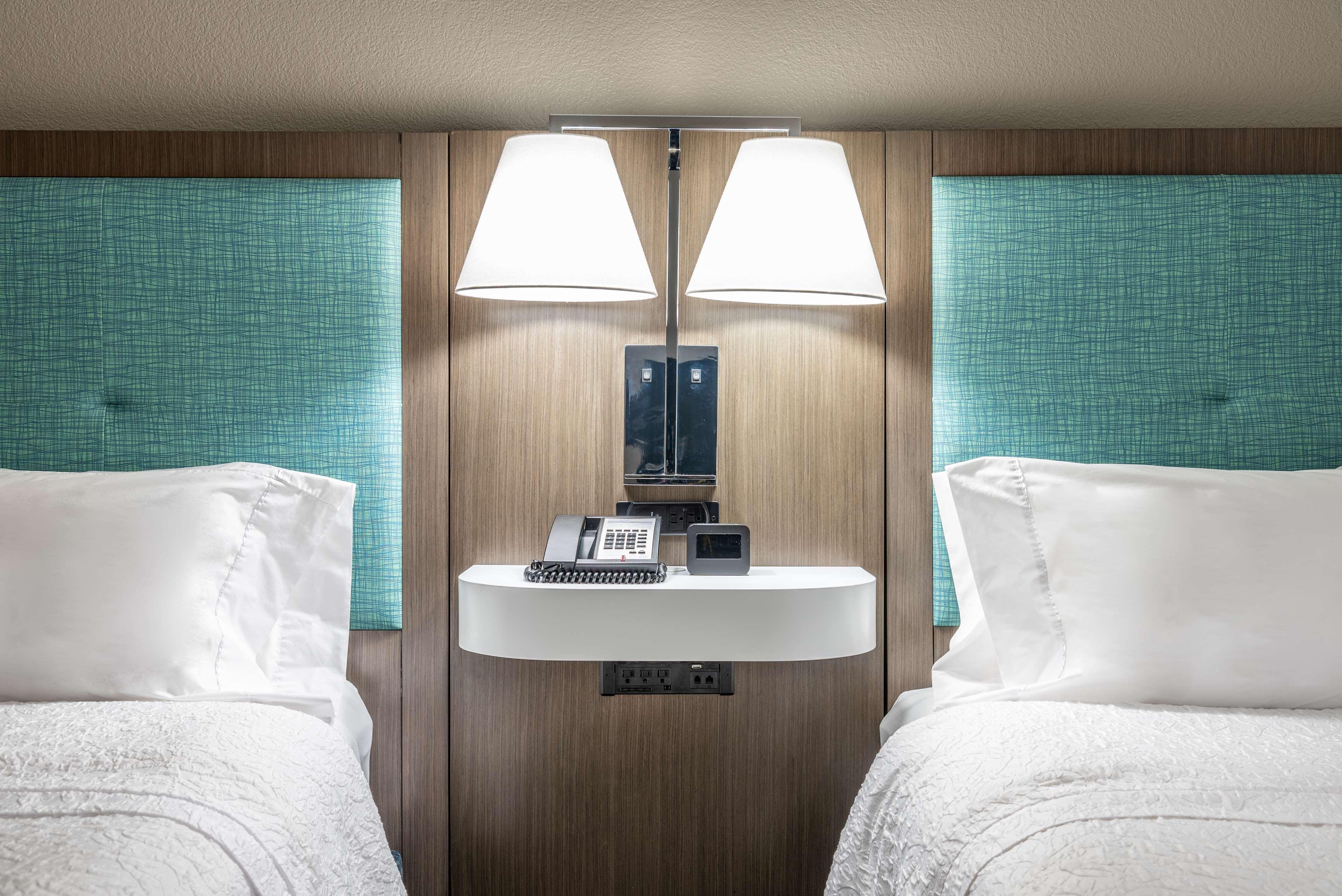 Hampton Inn Kansas City-Саммит Ли Экстерьер фото