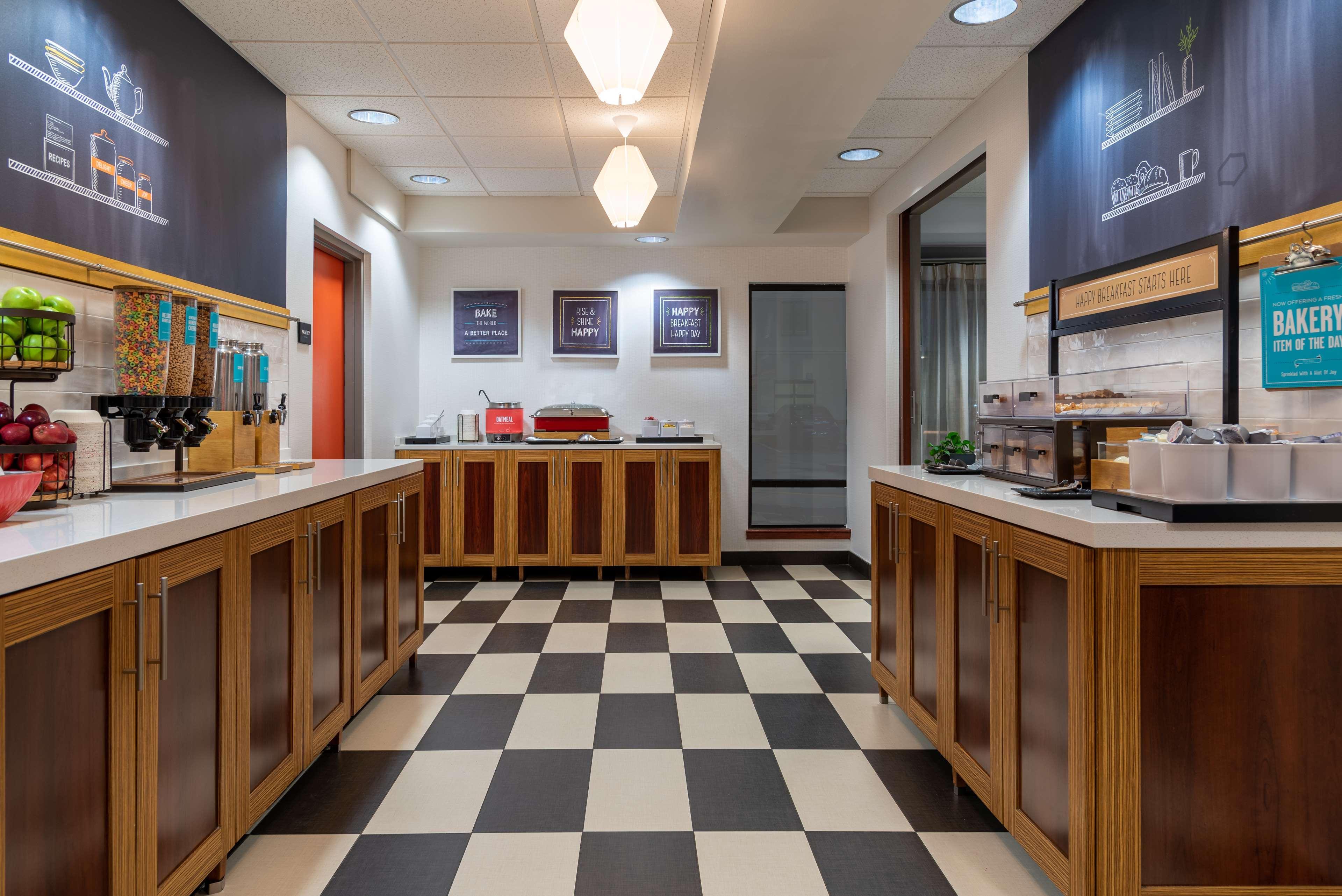 Hampton Inn Kansas City-Саммит Ли Экстерьер фото
