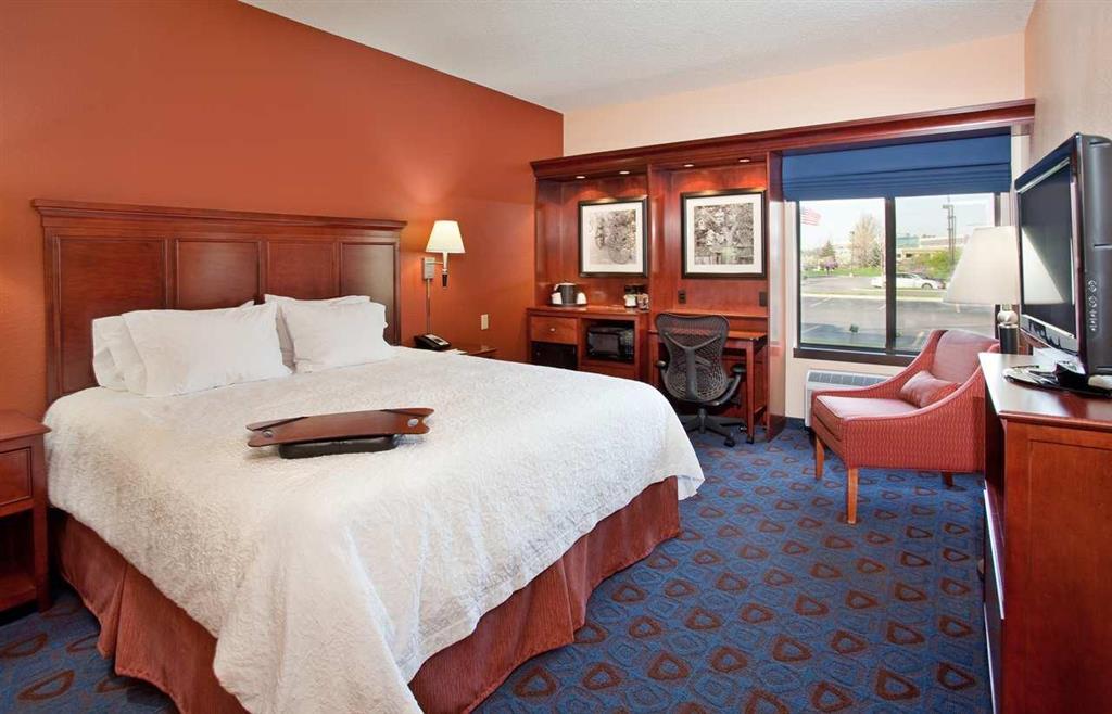 Hampton Inn Kansas City-Саммит Ли Номер фото